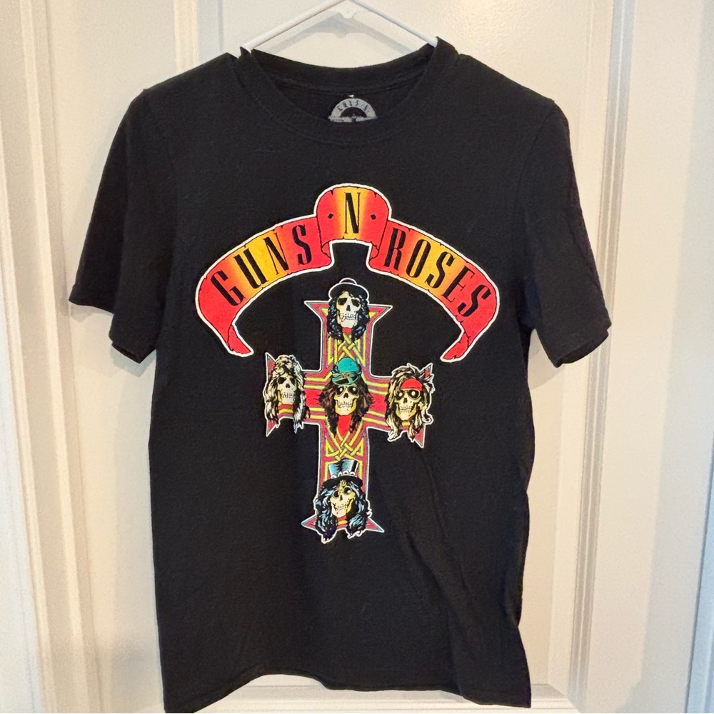 GUNS N ROSES BAND SHIRT New, Never Worn!